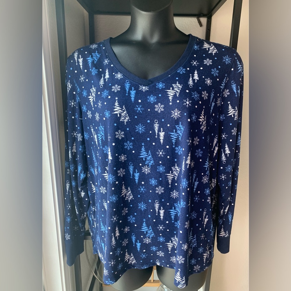 croft & barrow Navy V-Neck Long Sleeve Winter Print Pajama Top